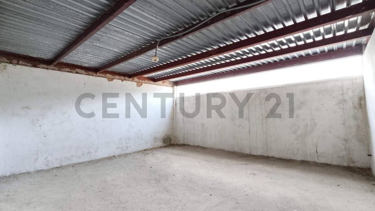 Oficina en Obra Gris en Multiplaza Guacara, Carabobo | ¡Potencial Ilimitado!