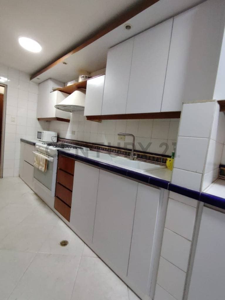 Apartamento Moderno en Alquiler en El Bosque, Valencia: Confort y Ubicación Privilegiada