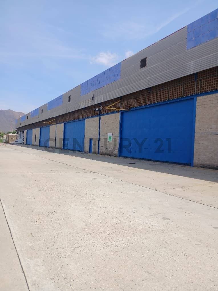Amplio Galpón Industrial en Alquiler en Parque Valencia, Los Guayos, Carabobo