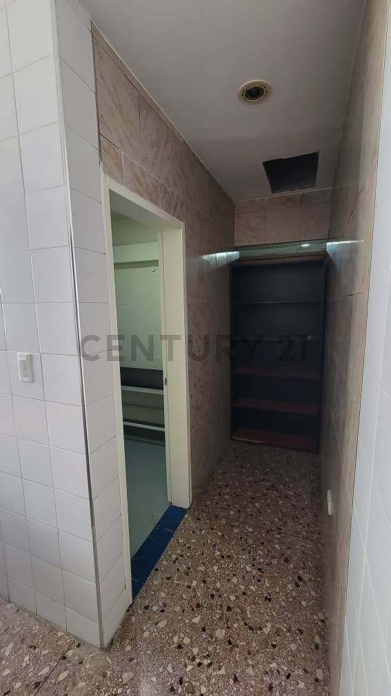 Consultorio Médico Equipado en Alquiler en Prestigioso Grupo Médico, El Viñedo, Valencia