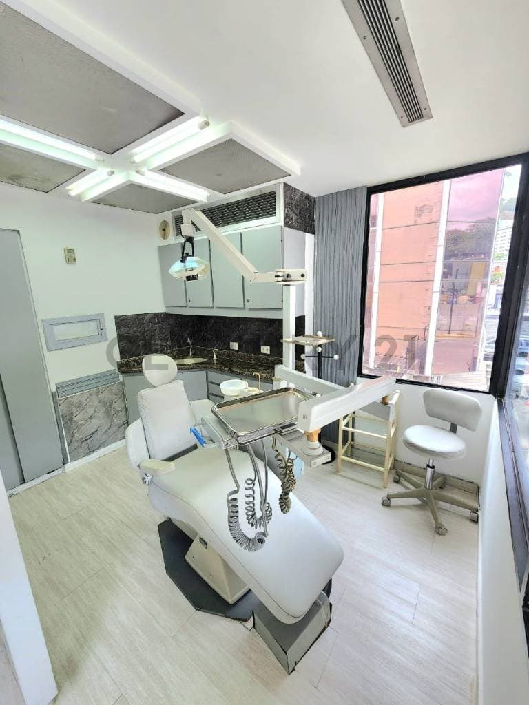 Consultorio Odontológico Premium en Alquiler en Las Mercedes, ¡Listo para Iniciar Operaciones!