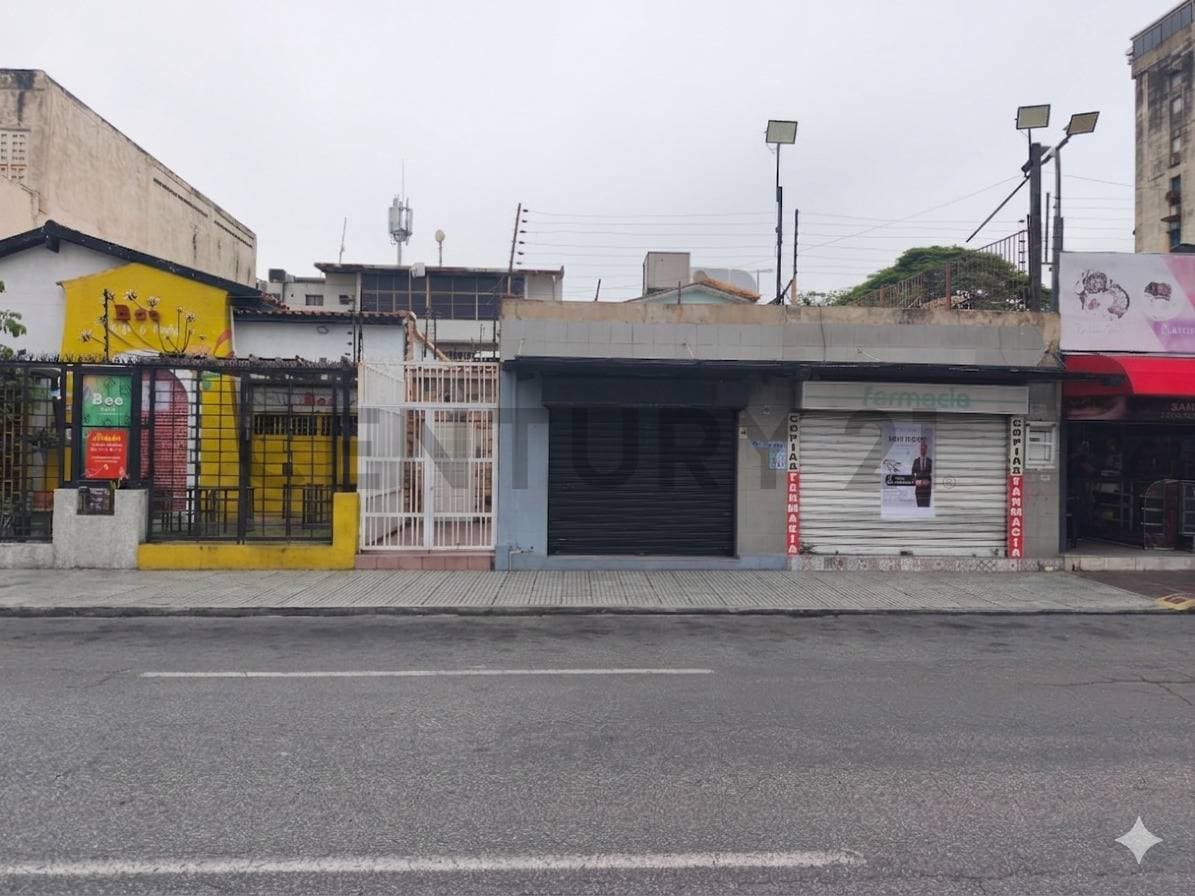 Excelente Local Comercial en Alquiler en La Soledad, Maracay - ¡Ubicación Estratégica!