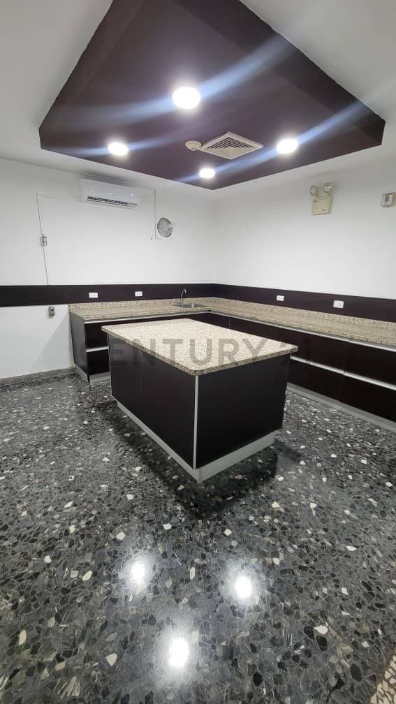 Exclusivo Consultorio Médico en Alquiler en El Viñedo, Valencia - ¡Ubicación Premium para su Práctica!